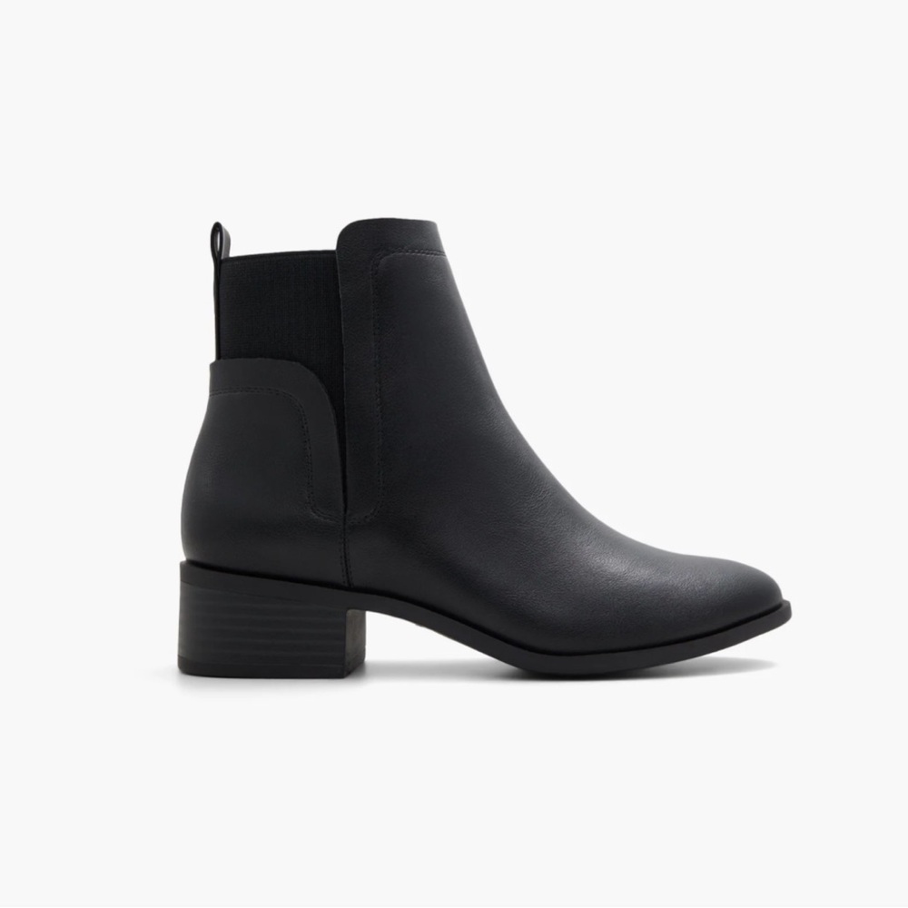 Call it Spring Chelsea Boot - Picture 2 of 5